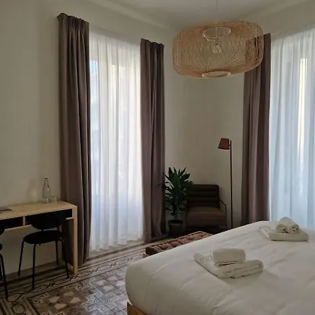 Lostabile & Coworking Casa de hóspedes 3*