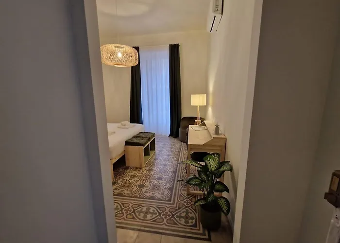 Lostabile & Coworking Penzion Bari