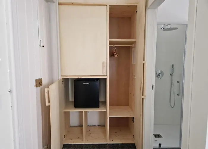 Lostabile & Coworking Penzion